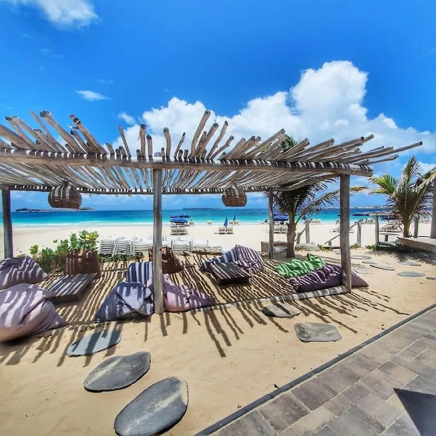 Villa Zandoli, Walkable Orient Bay Beach, Private Pool