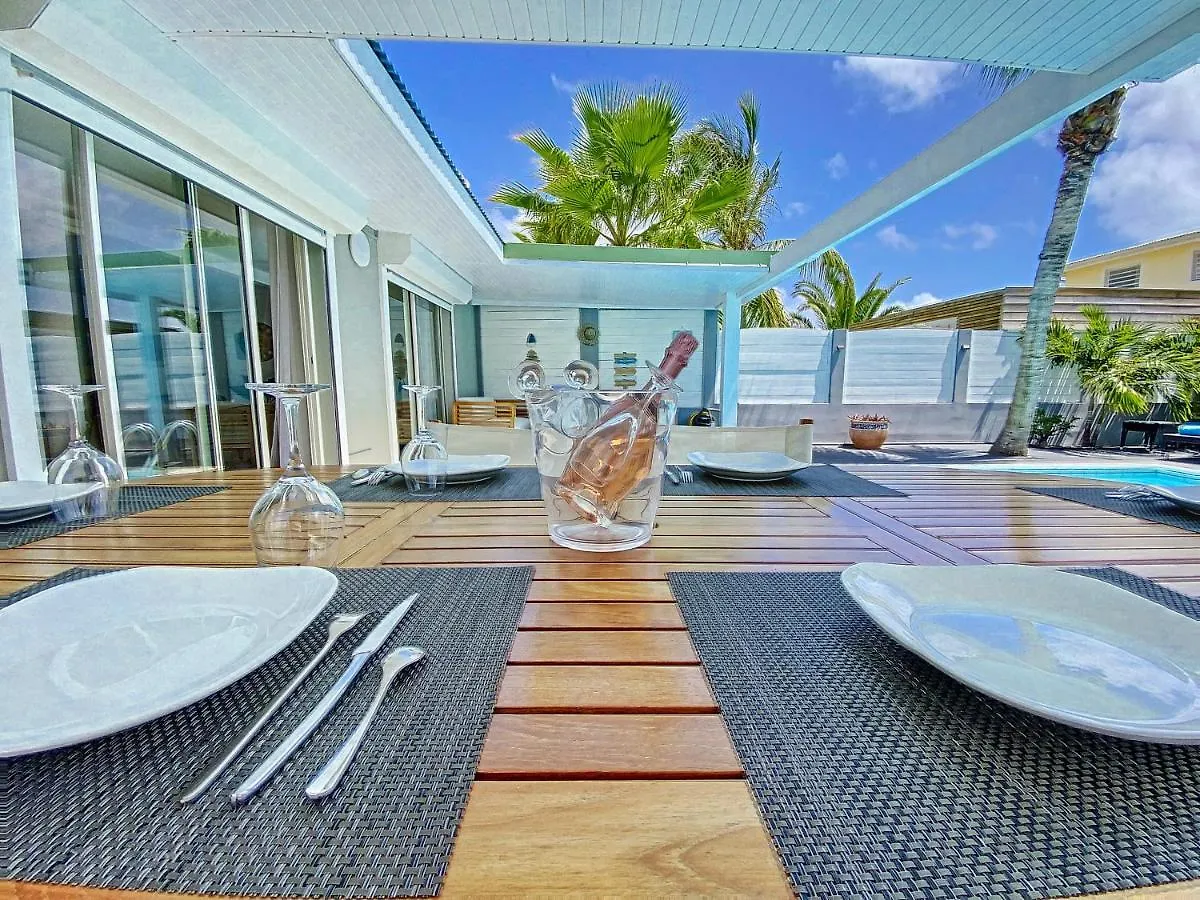 Villa Zandoli, Walkable Orient Bay Beach, Private Pool